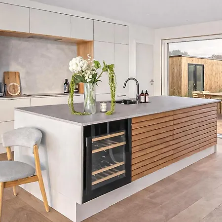 Beautiful In With Sauna Semesterbostad